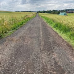 Blick auf den neu profilierten Weg